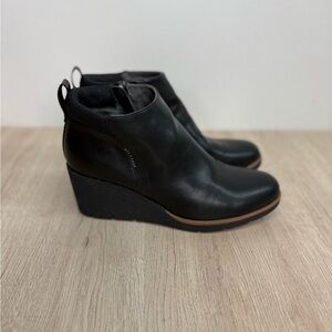Dr. Scholl's Berklie Women’s Wedge Booties Black Boots Faux Leather size 11